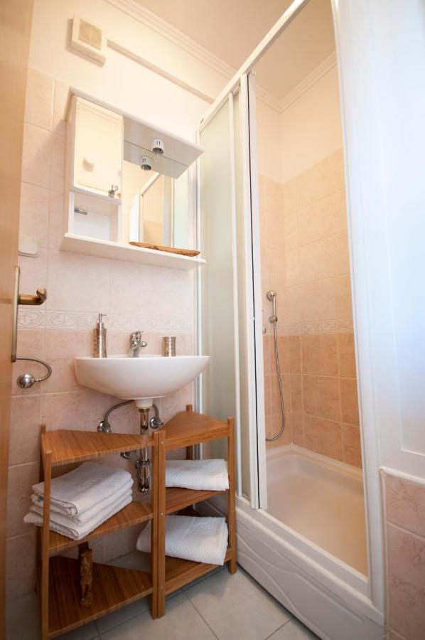 Zupa Dubrovacka Guest House Mlini Exterior photo